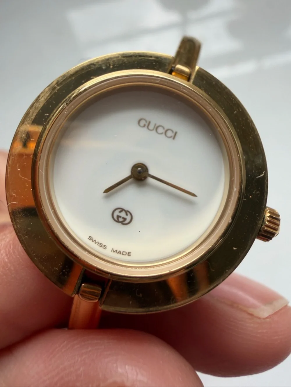 VIRAL🔥GUCCI watch interchangeable bezel circle bracelet watch gold tone Gucci